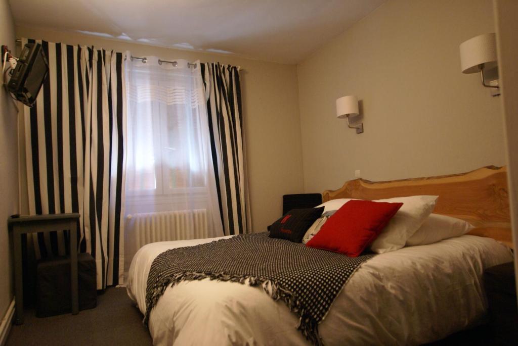 Hotel De La Placette บาร์เซอลอนเน็ต ห้อง รูปภาพ