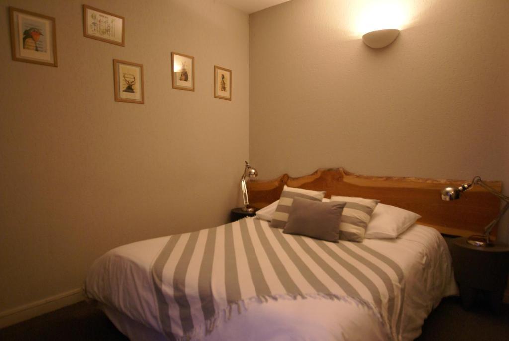 Hotel De La Placette บาร์เซอลอนเน็ต ห้อง รูปภาพ